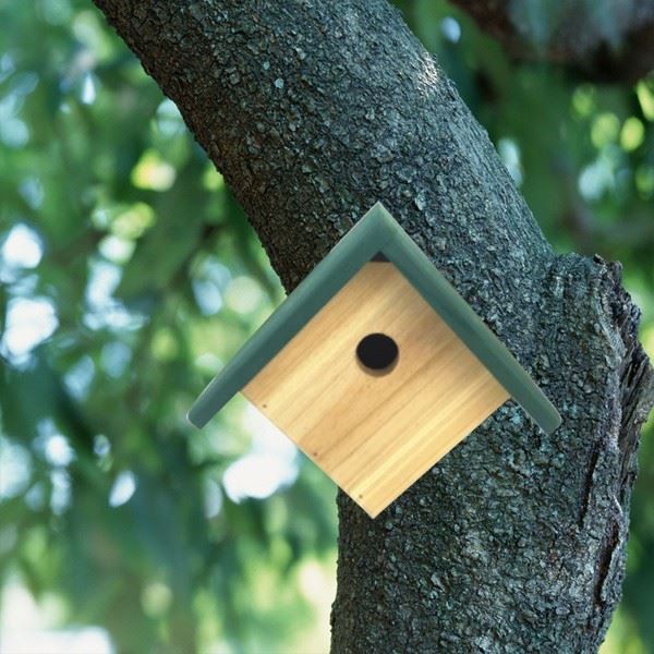 Outdoor Hanging Wooden Bird Nest Birdhouse